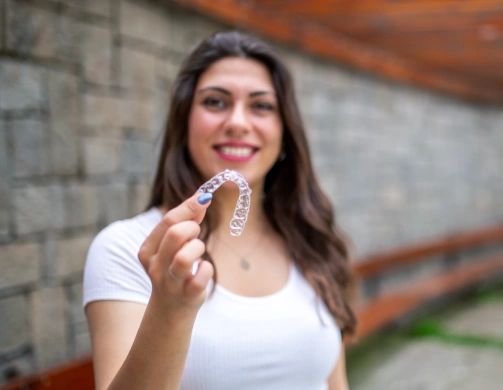 img-invisalign-and-invisalign-teen family dentistry kierland dental arts scottsdale az services invisalign