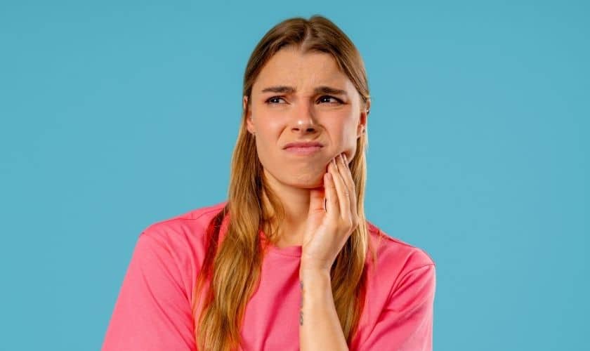 Chipped Tooth vs. Broken Tooth: When Is It an Emergency?